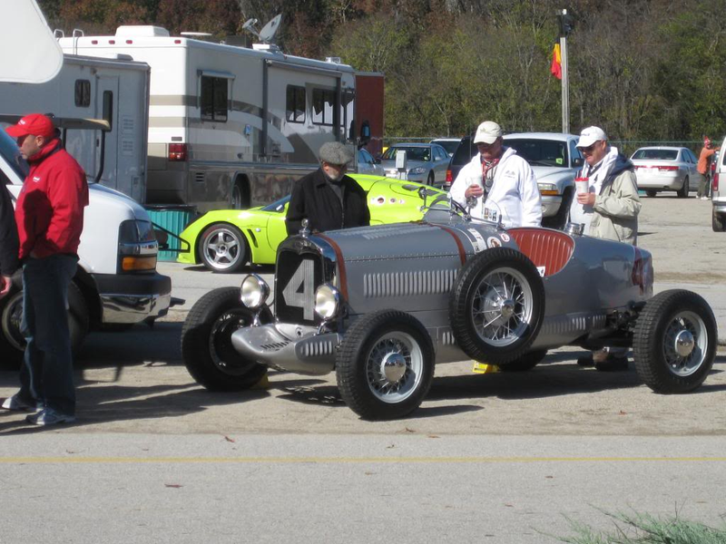 Illustration for article titled Vintage Car Porn: Heacock Classic Gold Cup 2011 at VIR (2/3) Pic Dump!